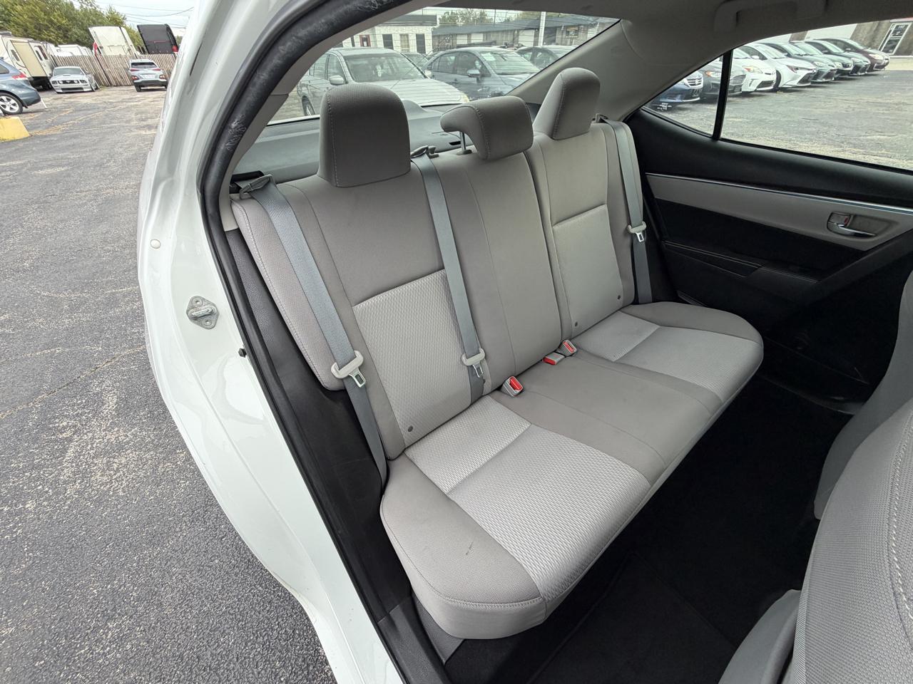 Toyota Corolla LE 2014