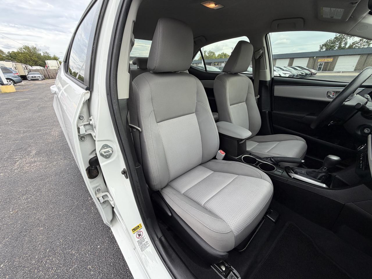 Toyota Corolla LE 2014