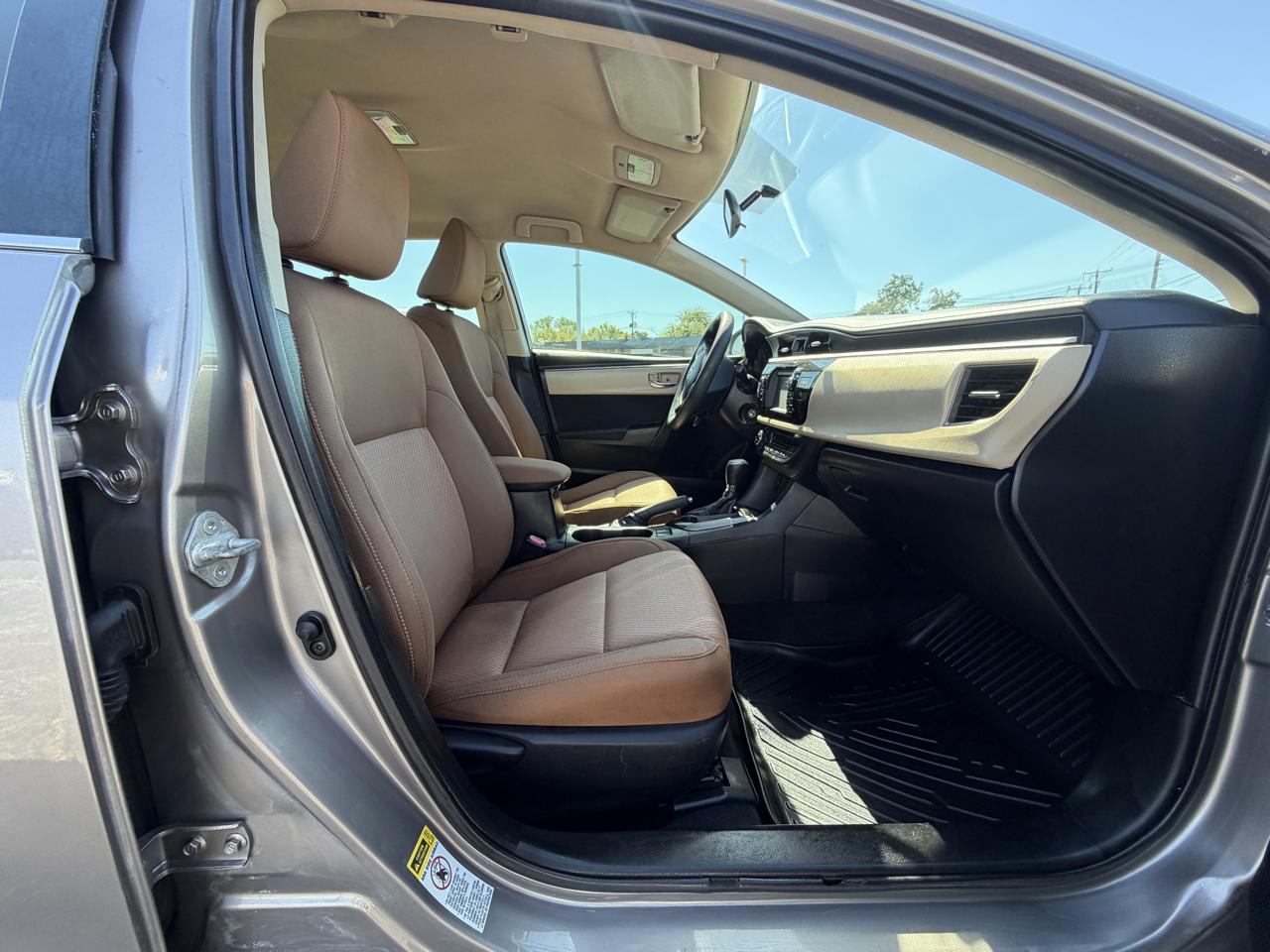 Toyota Corolla LE Eco 2016