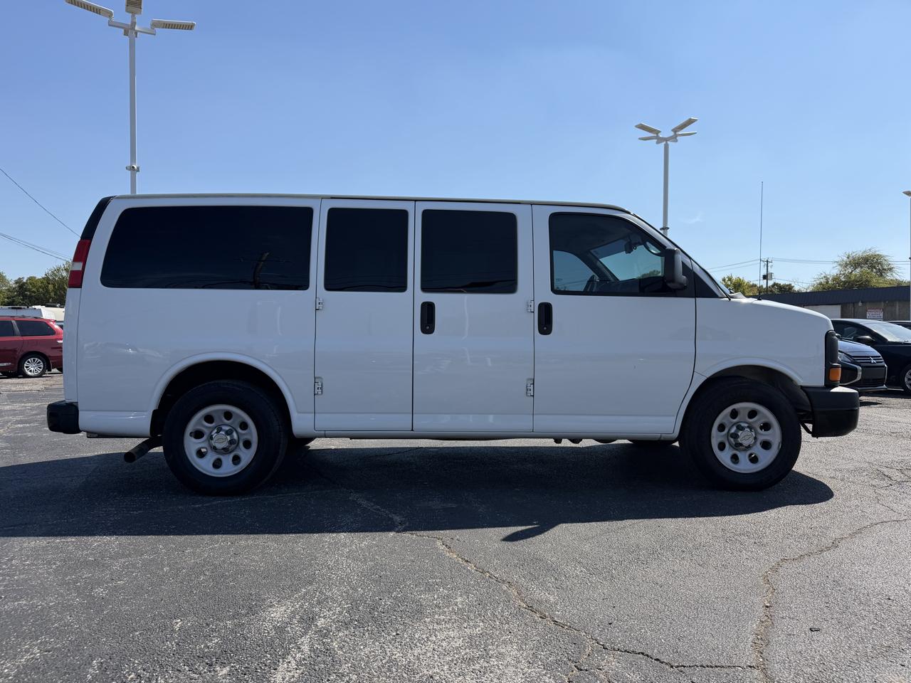 Chevrolet Express 1500 LS 2014