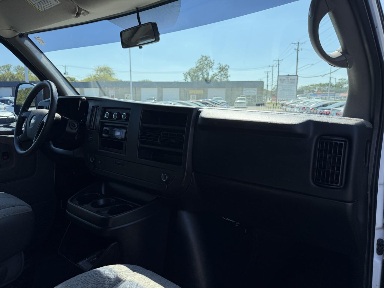 Chevrolet Express 1500 LS 2014