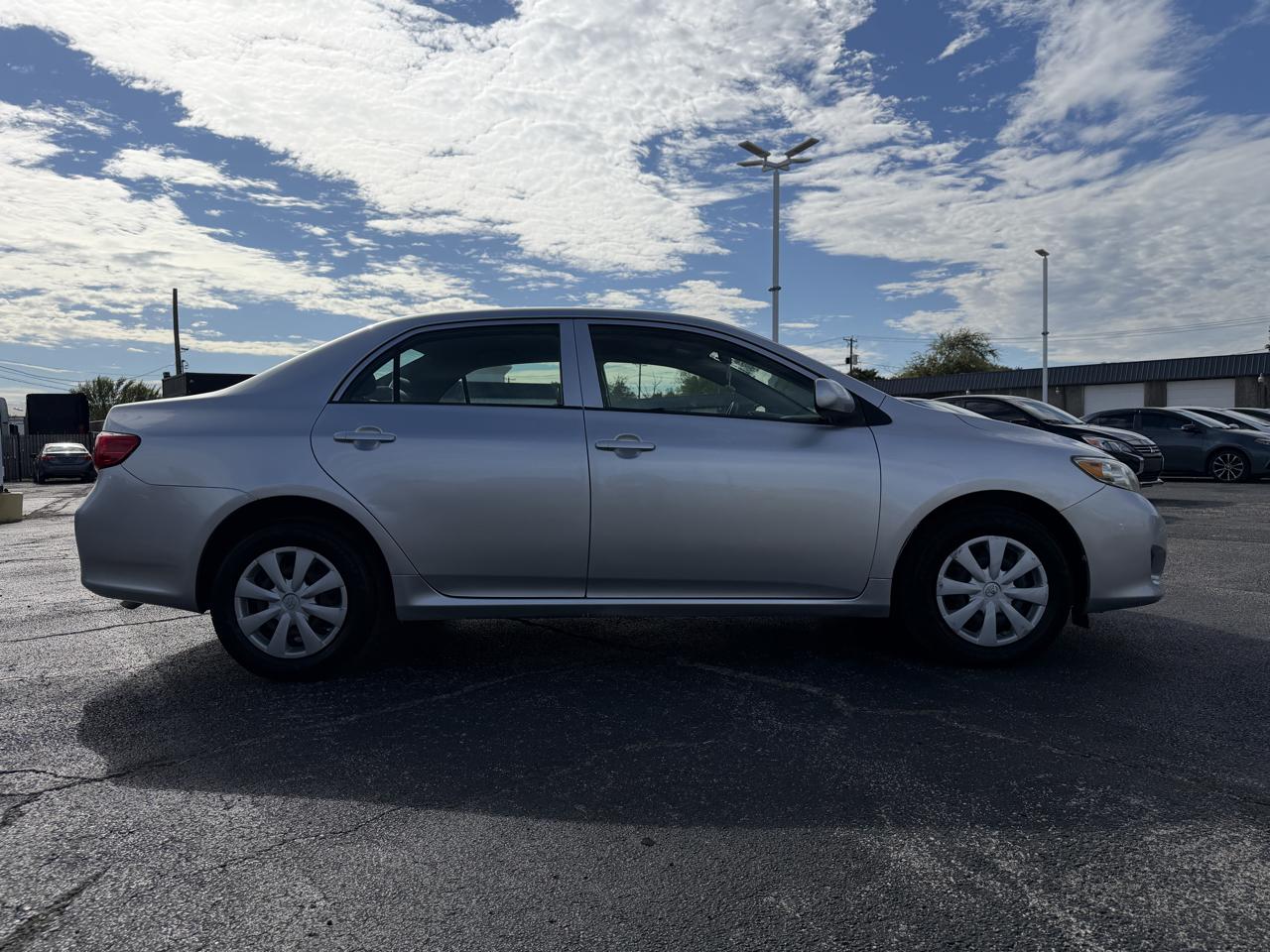 Toyota Corolla LE 2010