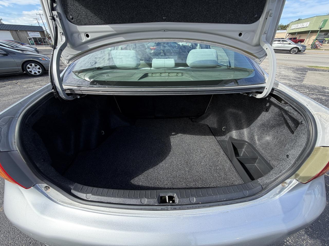 Toyota Corolla LE 2010