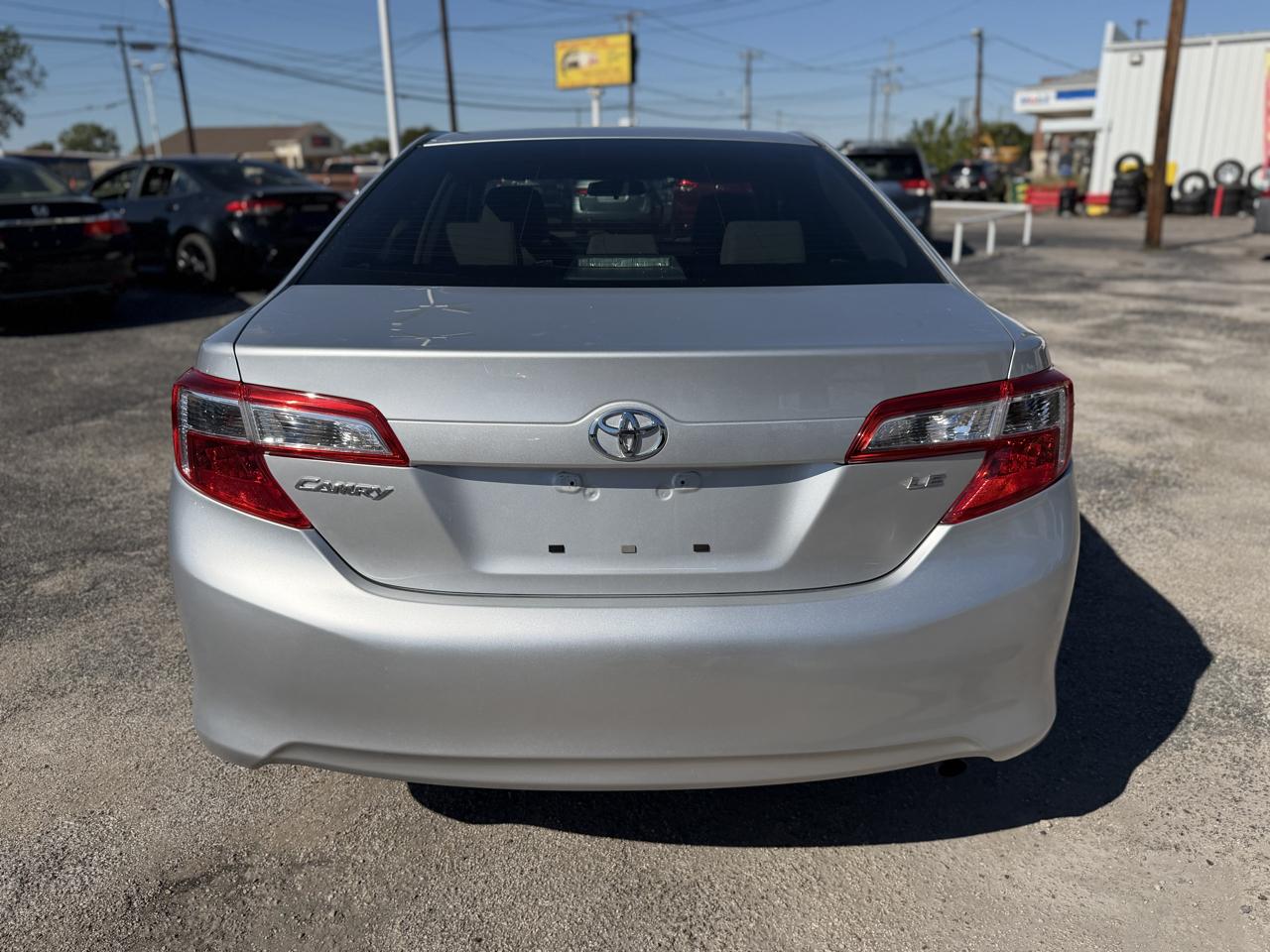 Toyota Camry LE 2012