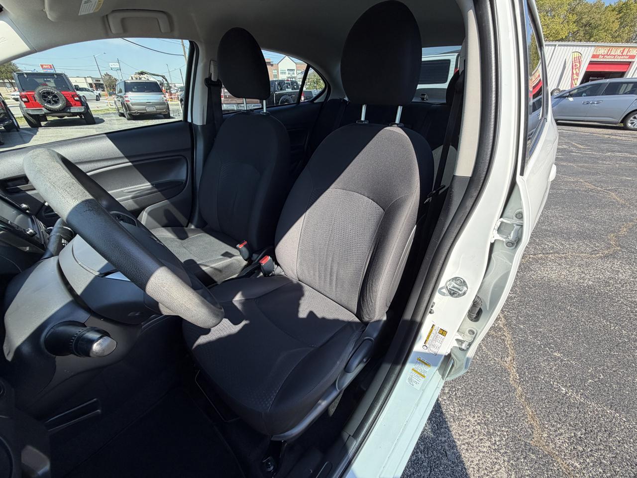 Mitsubishi Mirage G4 ES 5M 2019