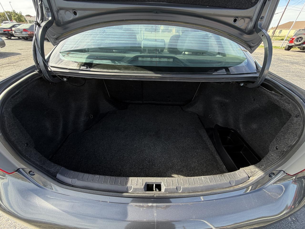 Toyota Corolla Base 4D Sedan 2010