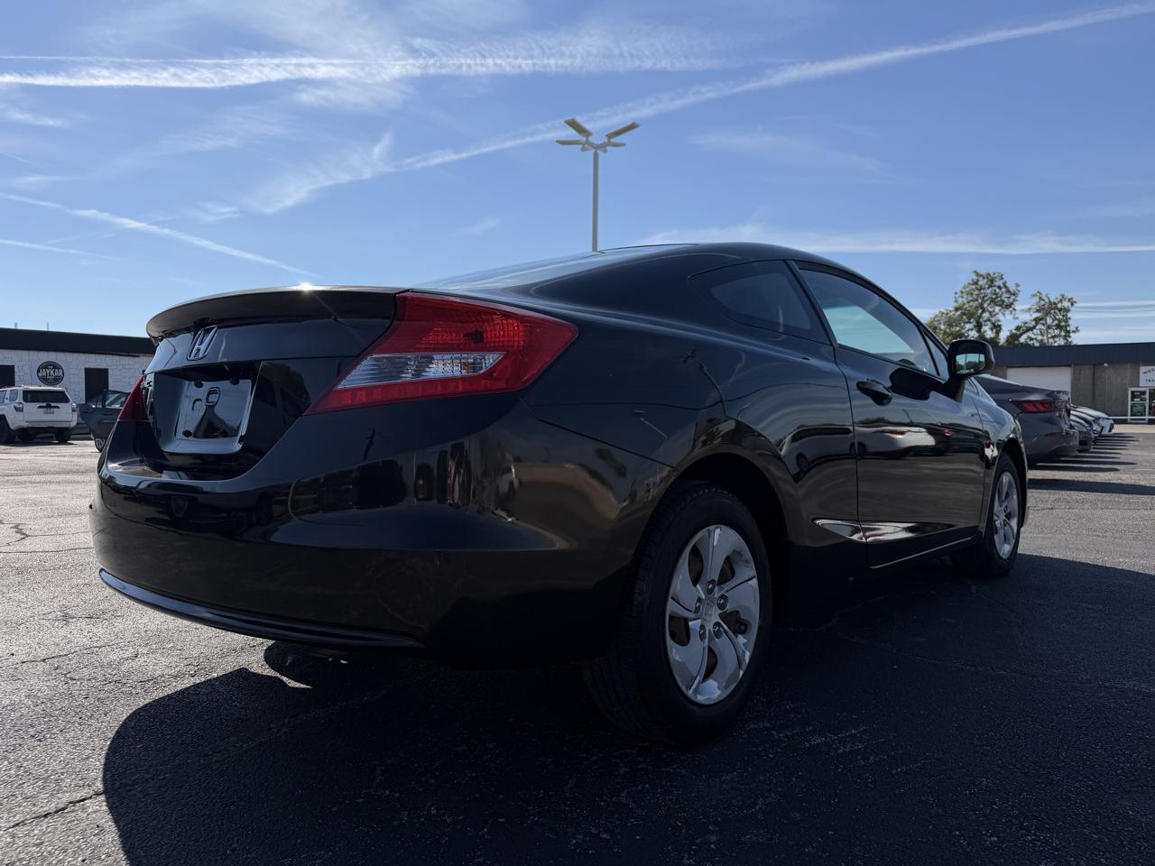 Honda Civic LX Coupe 5-Speed AT 2013