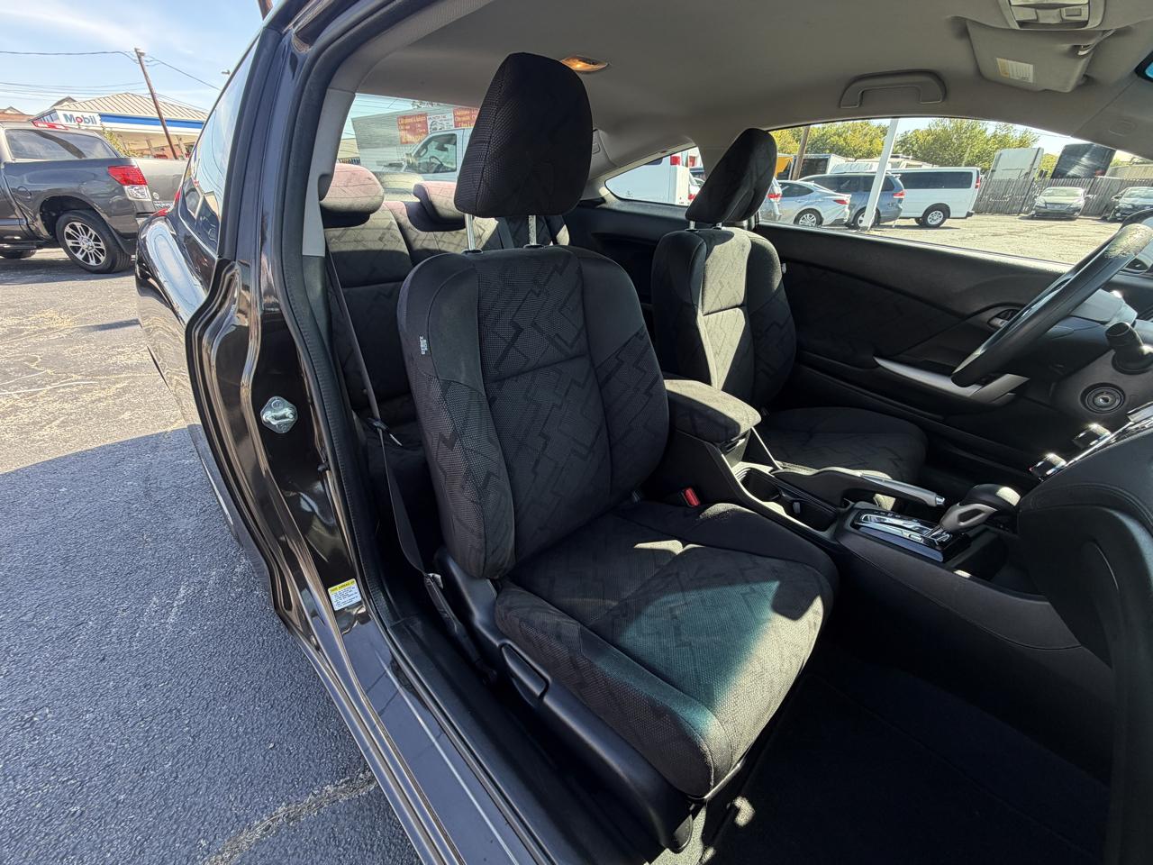 Honda Civic LX Coupe 5-Speed AT 2013
