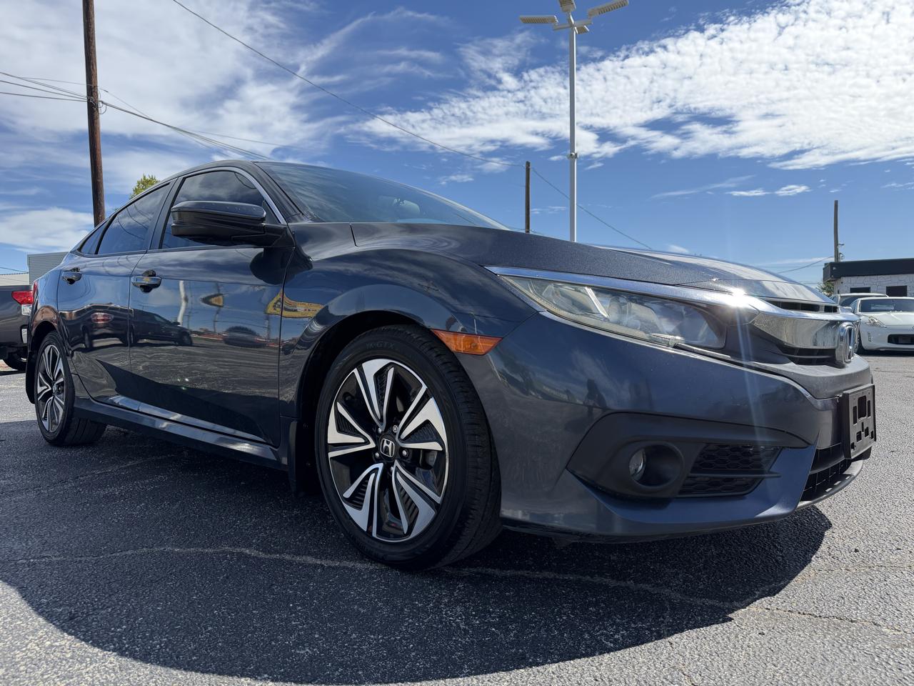 Honda Civic EX-T Sedan CVT 2017