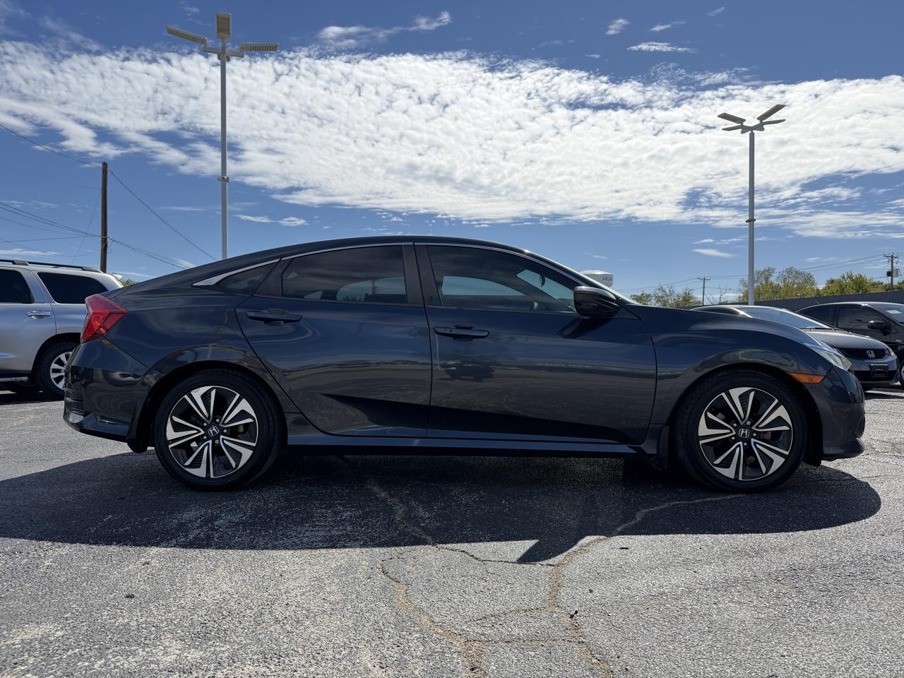 Honda Civic EX-T Sedan CVT 2017
