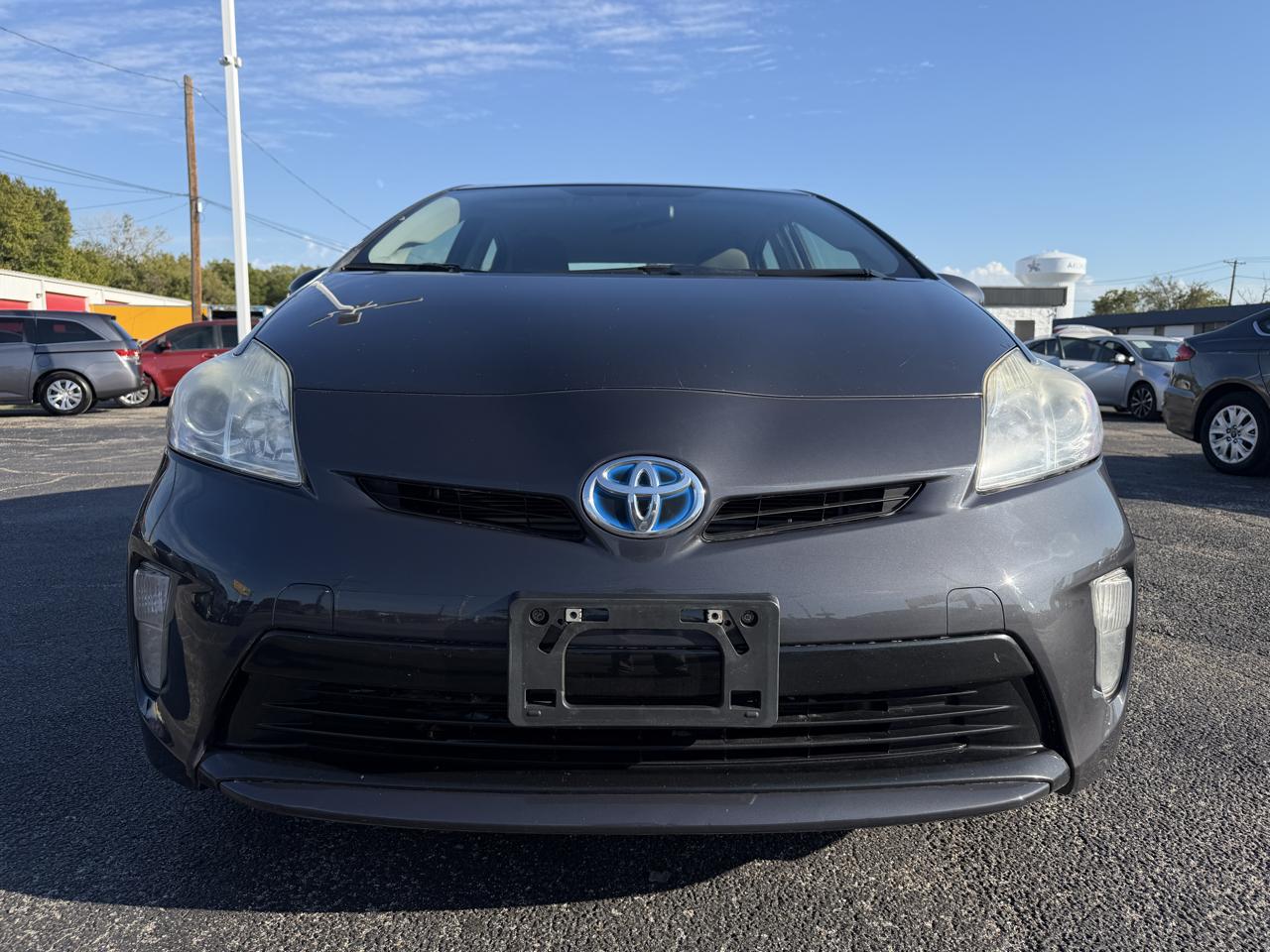 Toyota Prius Prius V 2012