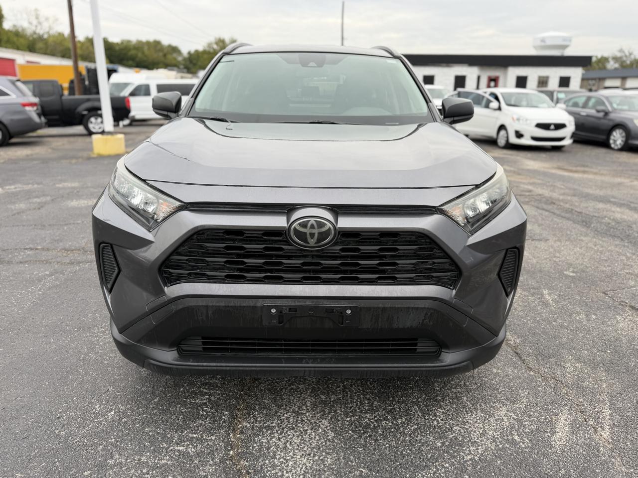 Toyota RAV4 LE 2019