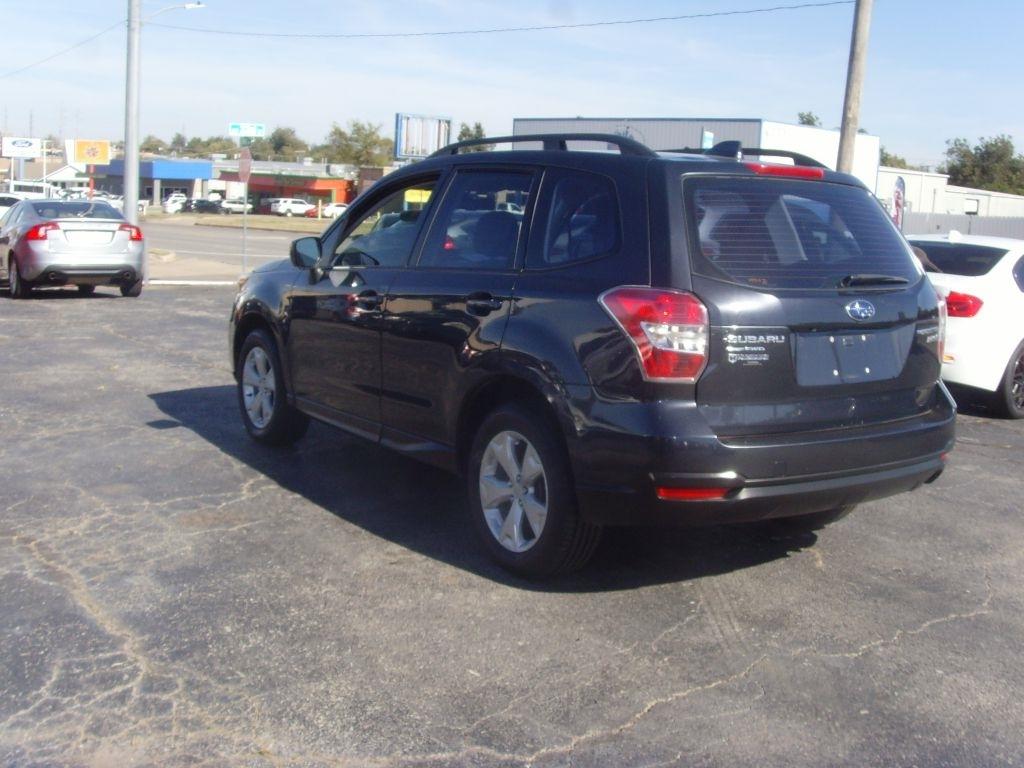 Subaru Forester  2016