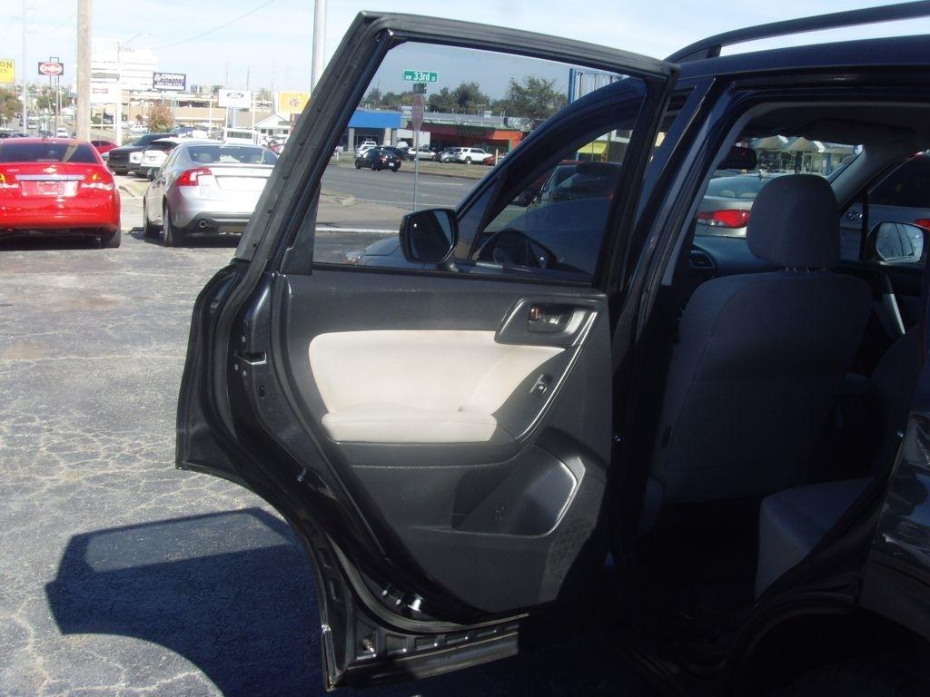 Subaru Forester  2016