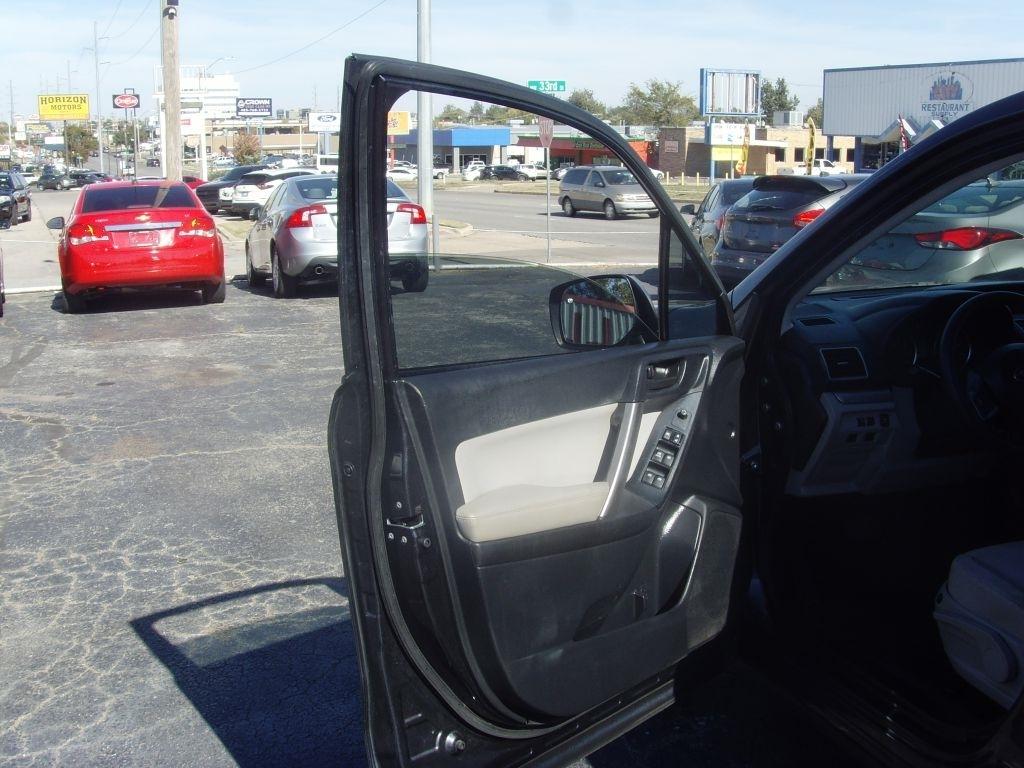 Subaru Forester  2016