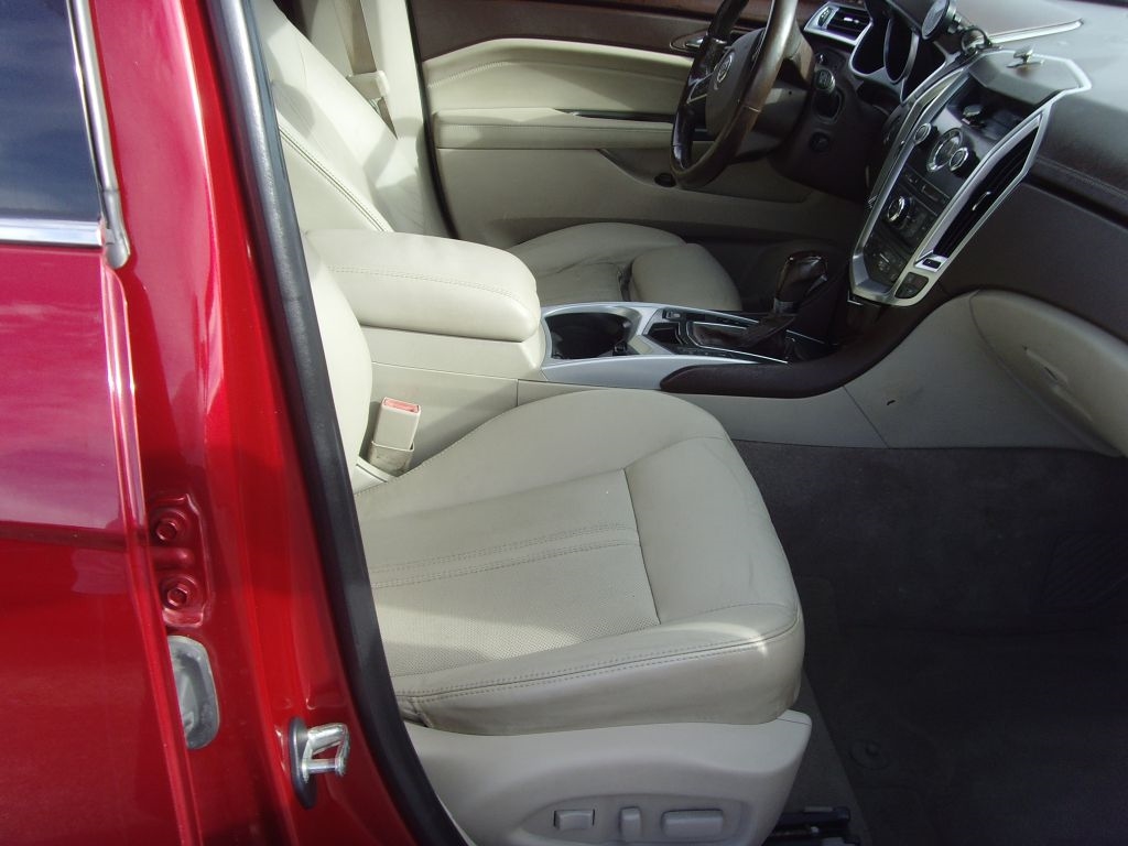 Cadillac SRX  2012