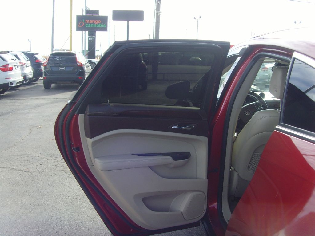 Cadillac SRX  2012