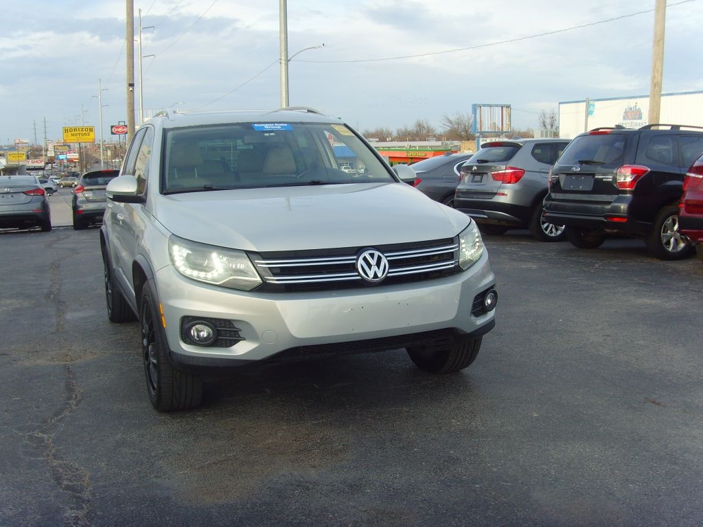 Volkswagen Tiguan  2013