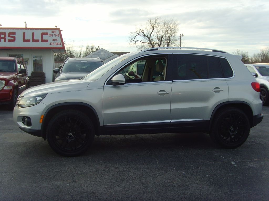 Volkswagen Tiguan  2013