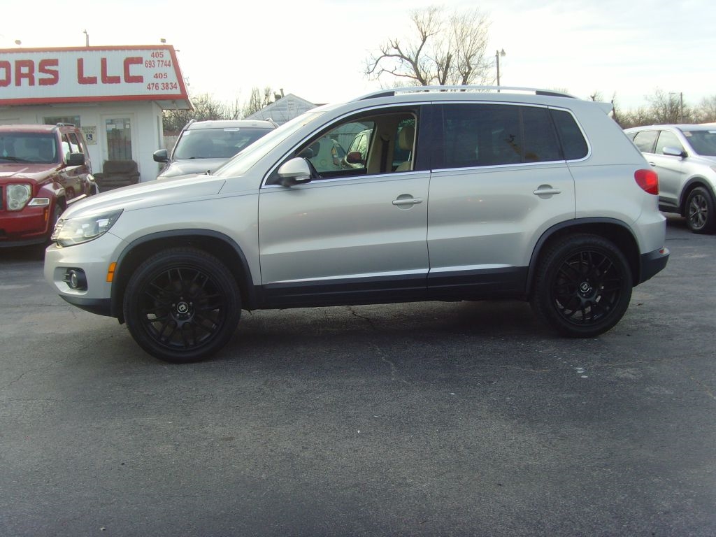 Volkswagen Tiguan  2013