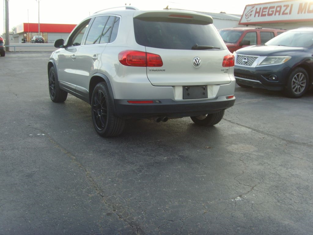 Volkswagen Tiguan  2013