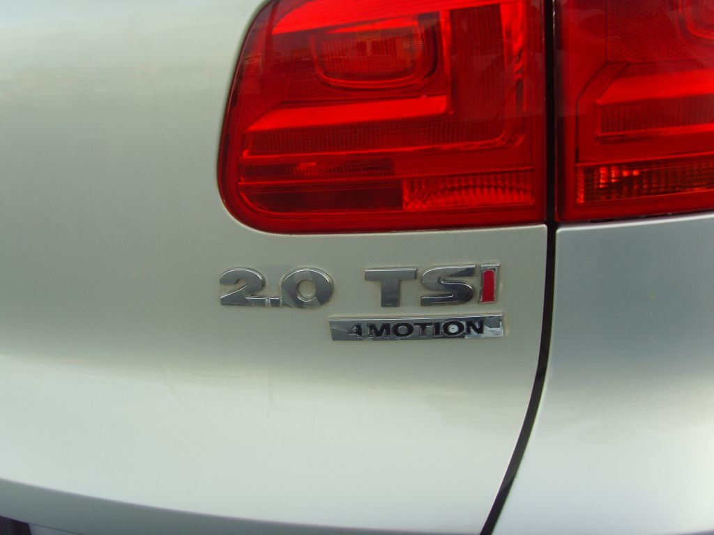 Volkswagen Tiguan  2013