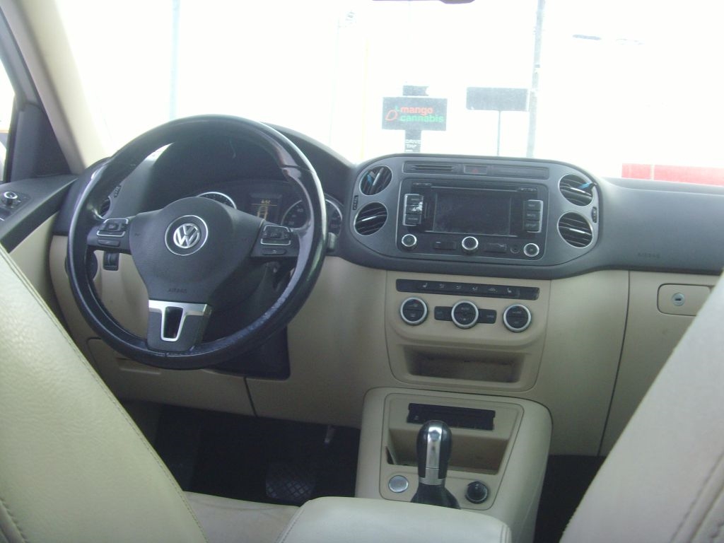 Volkswagen Tiguan  2013