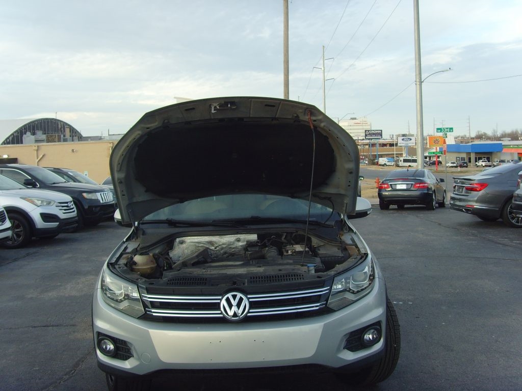 Volkswagen Tiguan  2013
