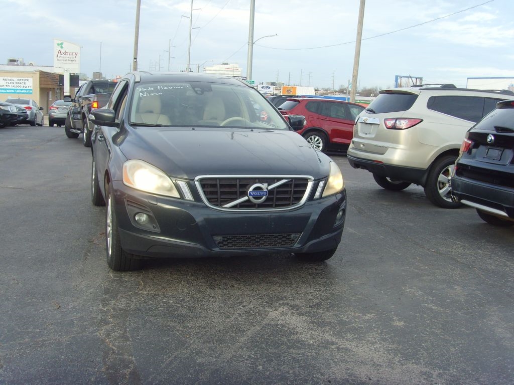 Volvo XC60  2010