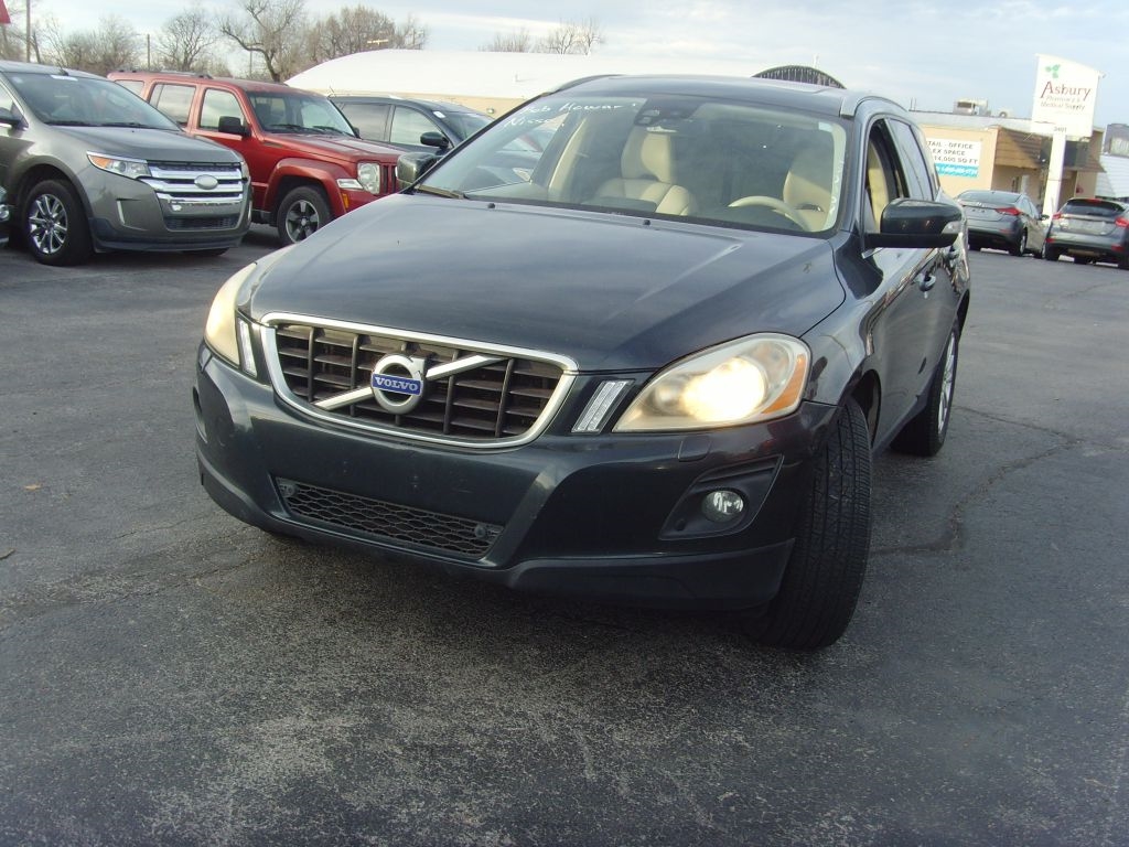 Volvo XC60  2010
