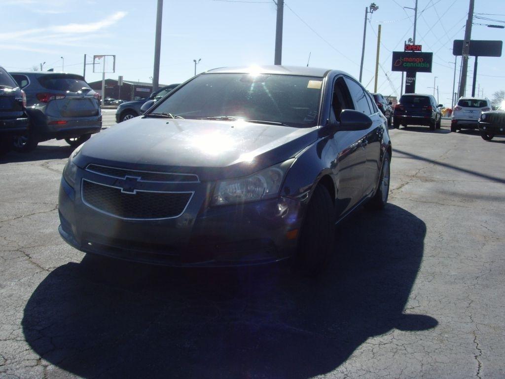 Chevrolet Cruze  2013