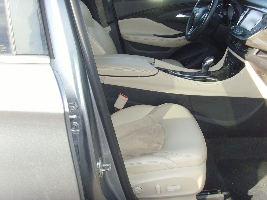 Buick Envision  2020