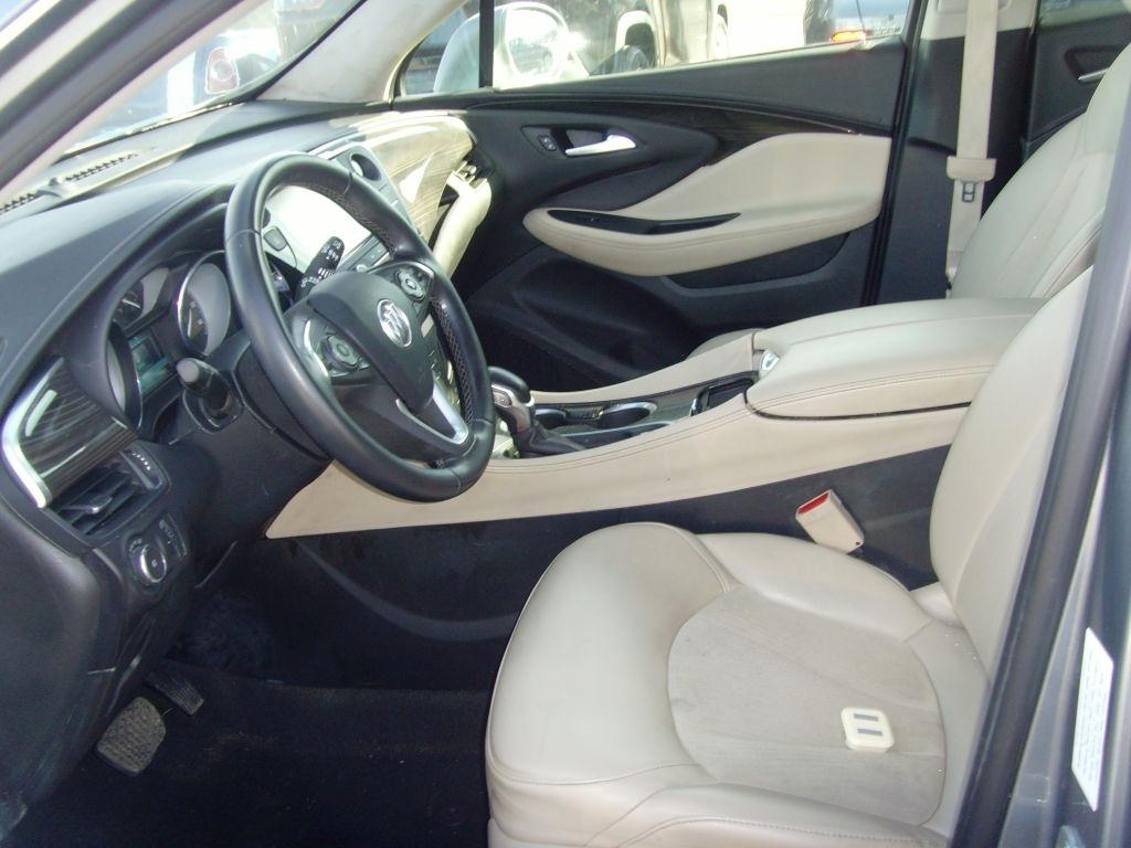 Buick Envision  2020