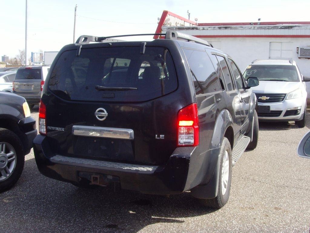 Nissan Pathfinder  2006
