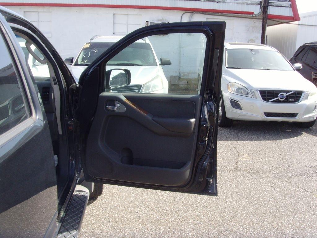 Nissan Pathfinder  2006