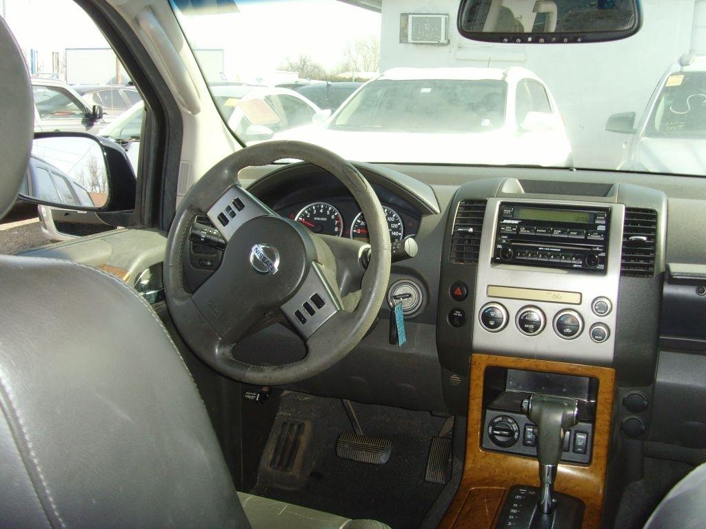 Nissan Pathfinder  2006