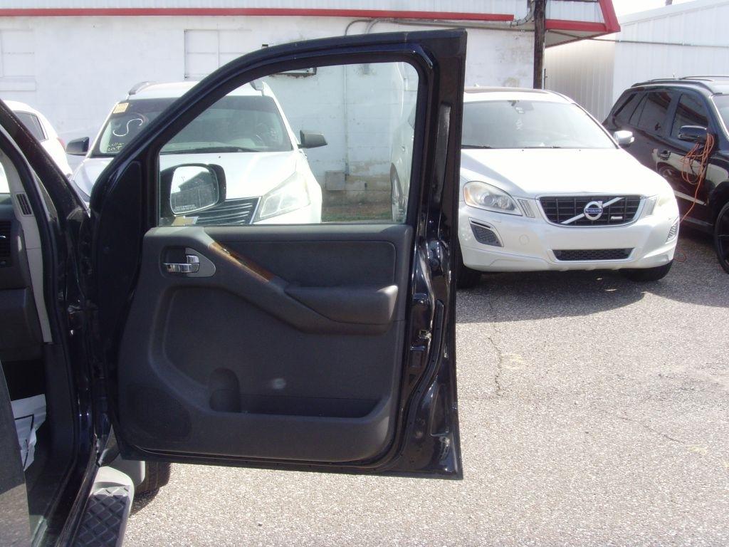 Nissan Pathfinder  2006