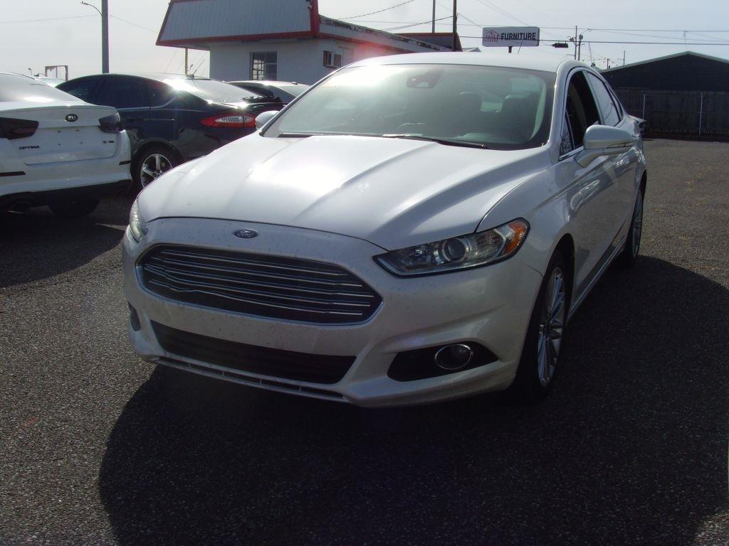 2014 Ford Fusion SE
