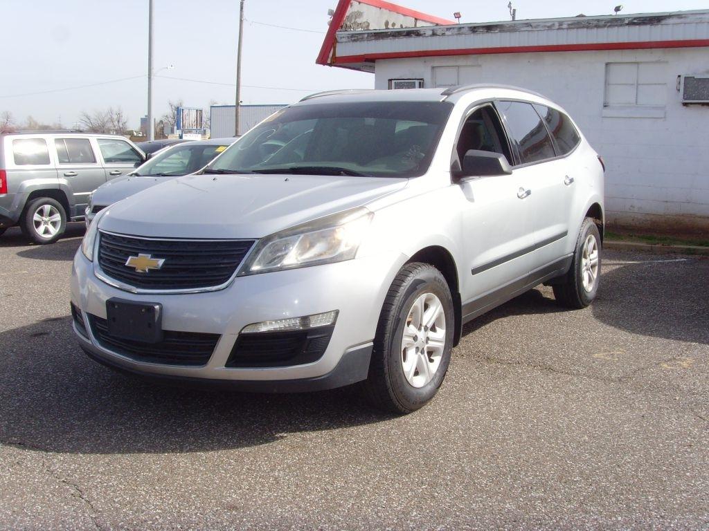 2017 Chevrolet Traverse LS