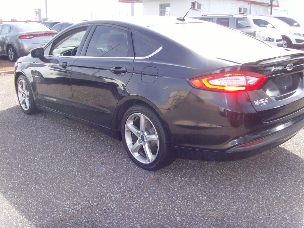 Ford Fusion  2016