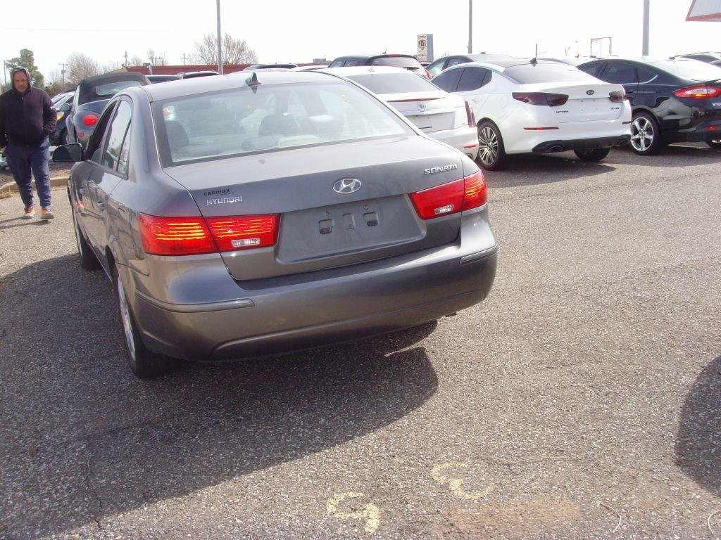Hyundai Sonata  2010