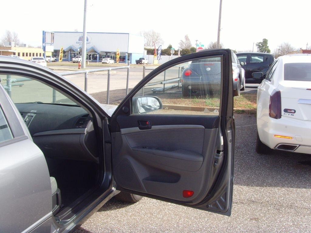 Hyundai Sonata  2010