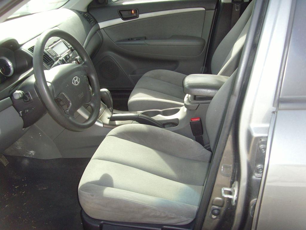 Hyundai Sonata  2010
