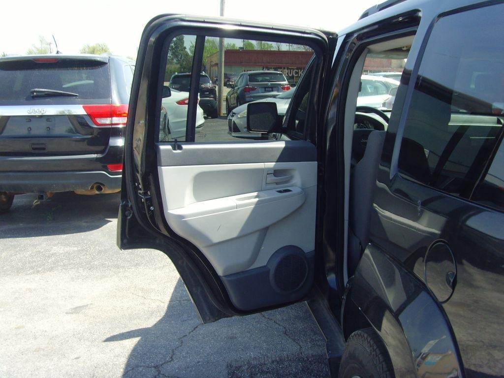 Jeep Liberty  2008