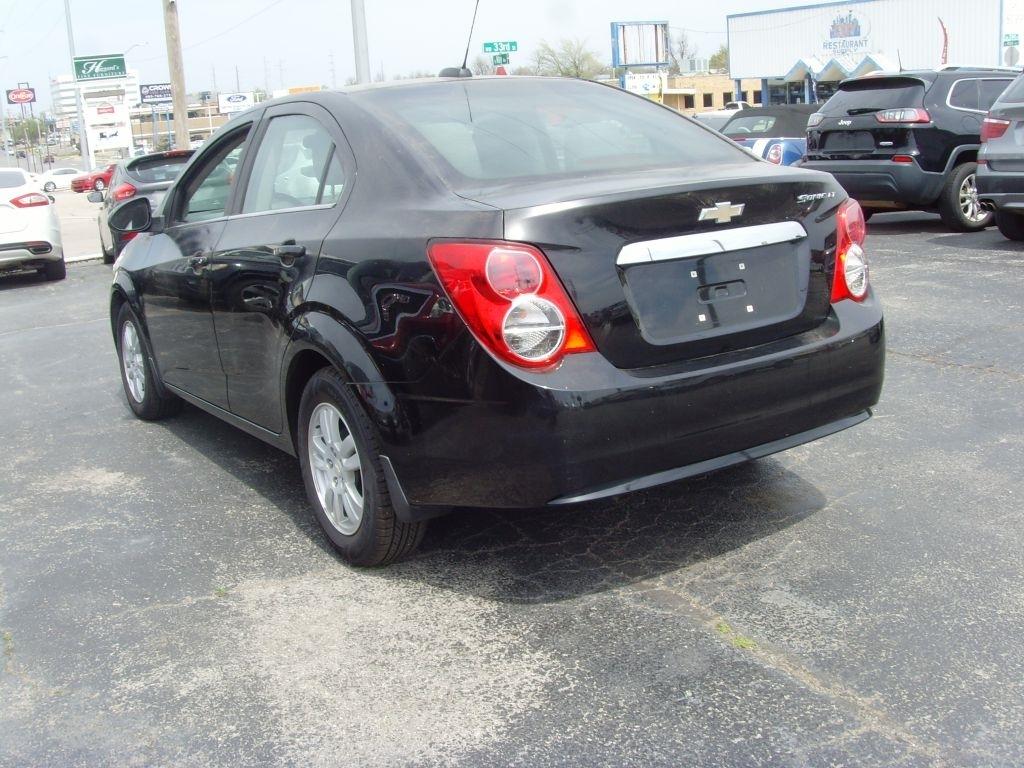 Chevrolet Sonic  2016