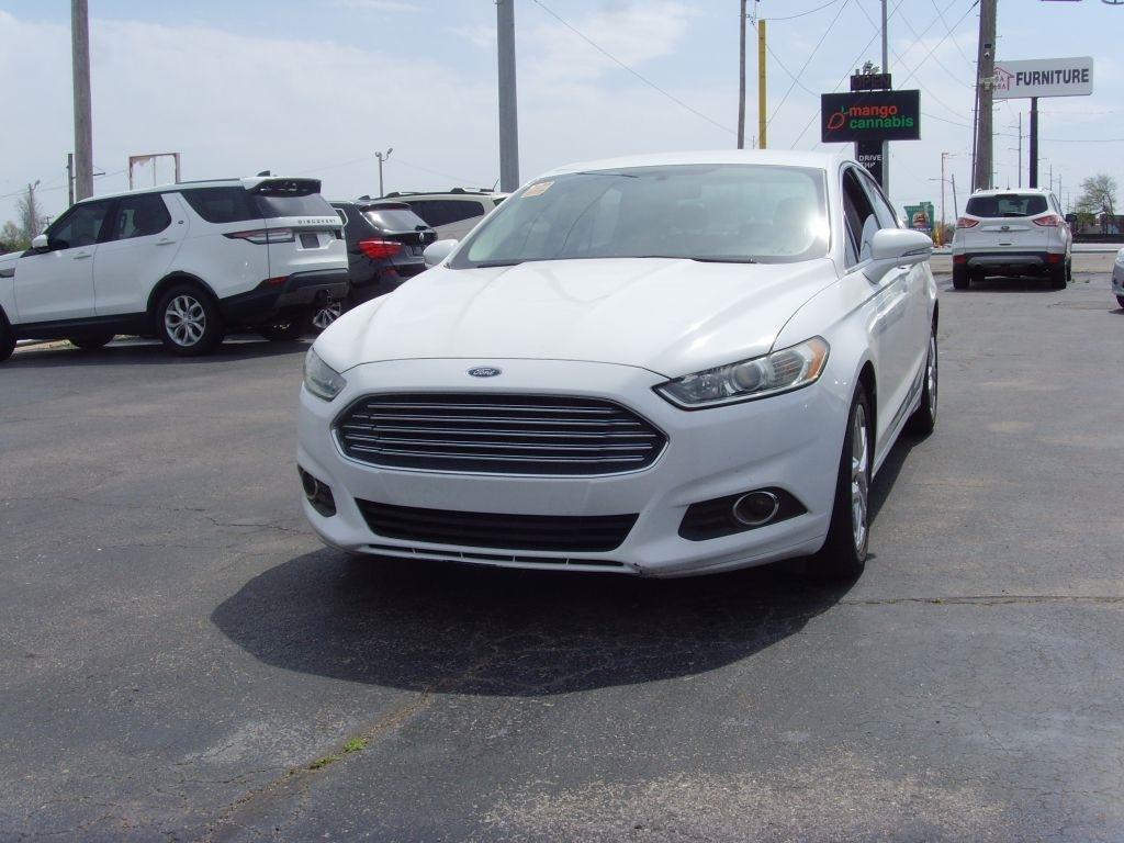 Ford Fusion  2016