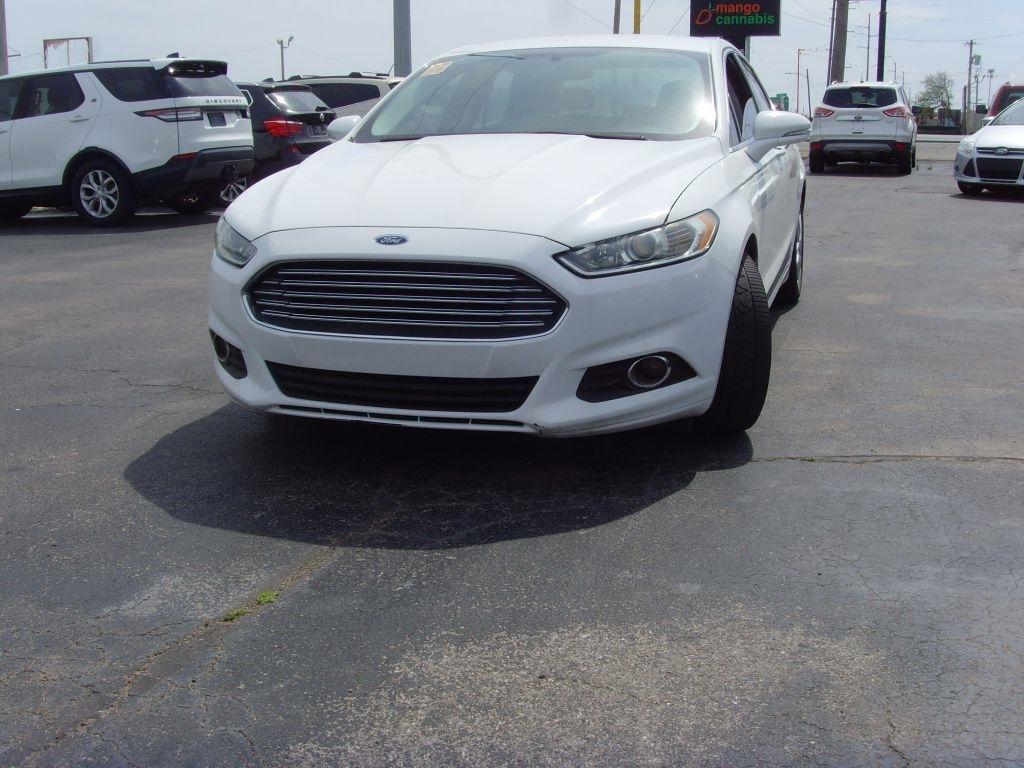 Ford Fusion  2016