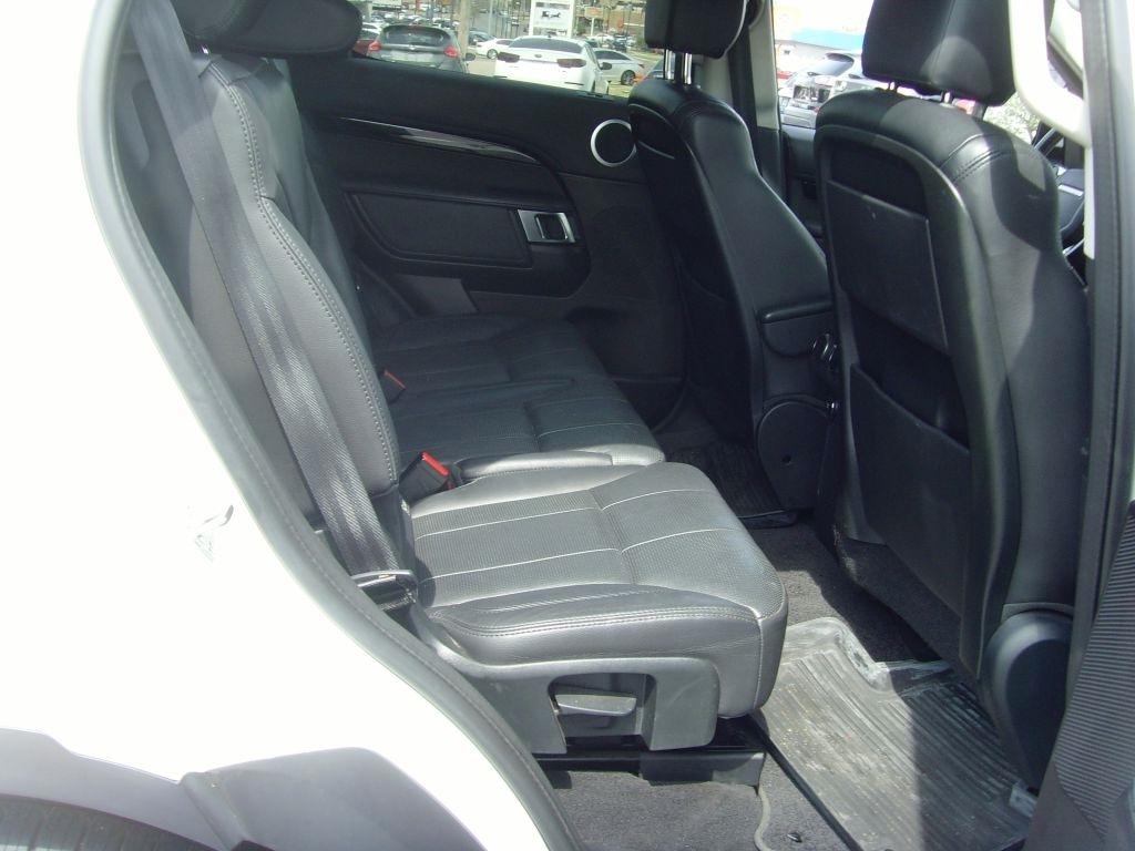 Land Rover Discovery  2019