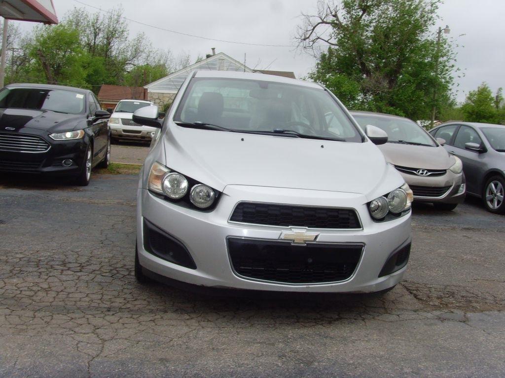 Chevrolet Sonic  2016