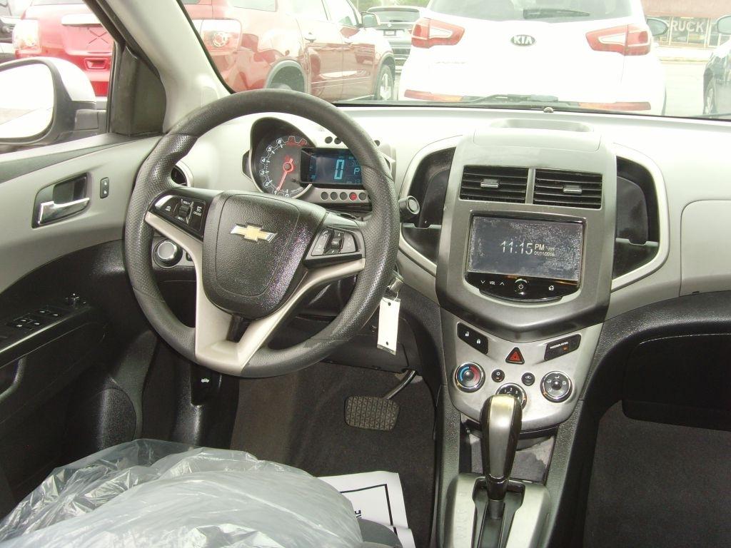 Chevrolet Sonic  2016